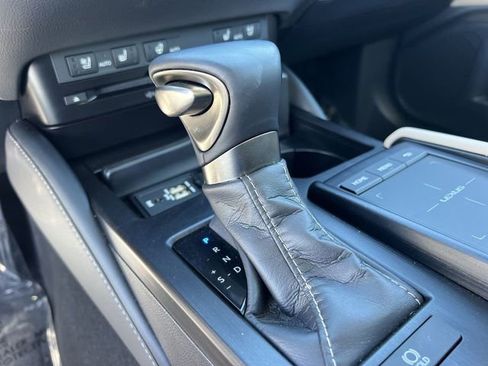 Used 2020 Lexus ES 350 w/ Premium Package image 20