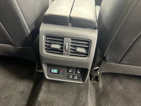 Used 2023 Nissan Rogue Platinum w/ Platinum Premium Package AWD/4WD image 23