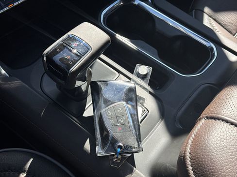 Used 2025 GMC Sierra 1500 Denali image 35