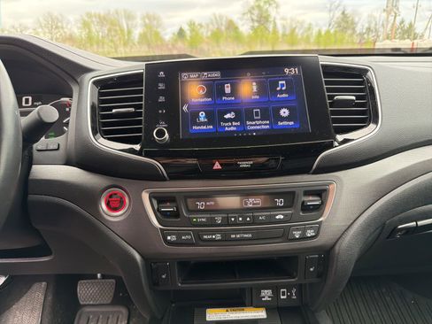 Used 2023 Honda Ridgeline RTL-E image 18