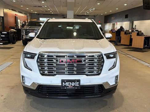New 2026 GMC Acadia Denali w/ Super Cruise Package image 2