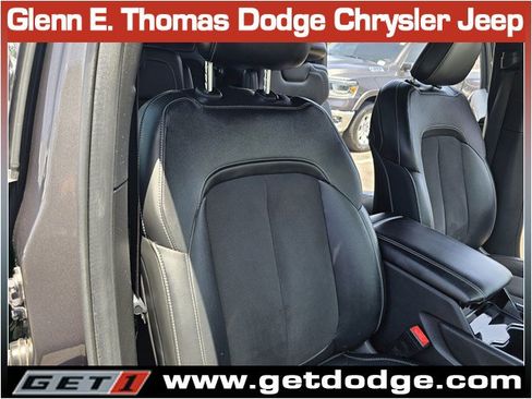 Certified 2022 Jeep Grand Cherokee L Laredo AWD/4WD image 38