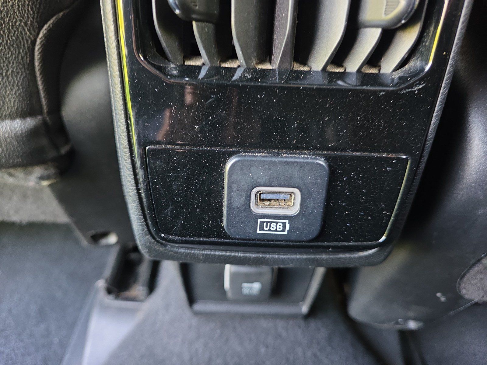 Used 2024 Jeep Compass Latitude AWD/4WD image 21