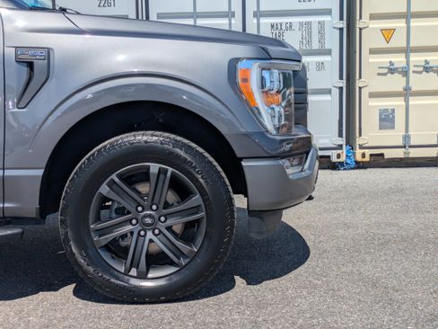 Used 2022 Ford F150 XLT w/ Equipment Group 302A High AWD/4WD image 11
