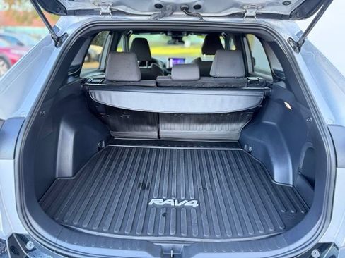 Used 2024 Toyota RAV4 SE AWD/4WD image 23