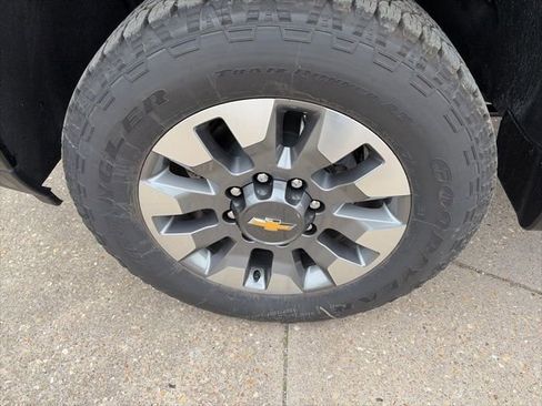 New 2026 Chevrolet Silverado 2500 Custom w/ Custom Convenience Package image 11