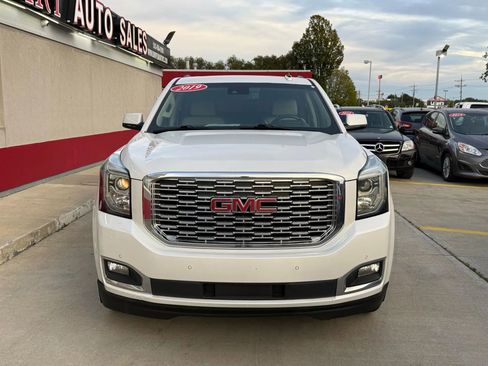 Used 2019 GMC Yukon XL Denali w/ Denali Ultimate Package image 5
