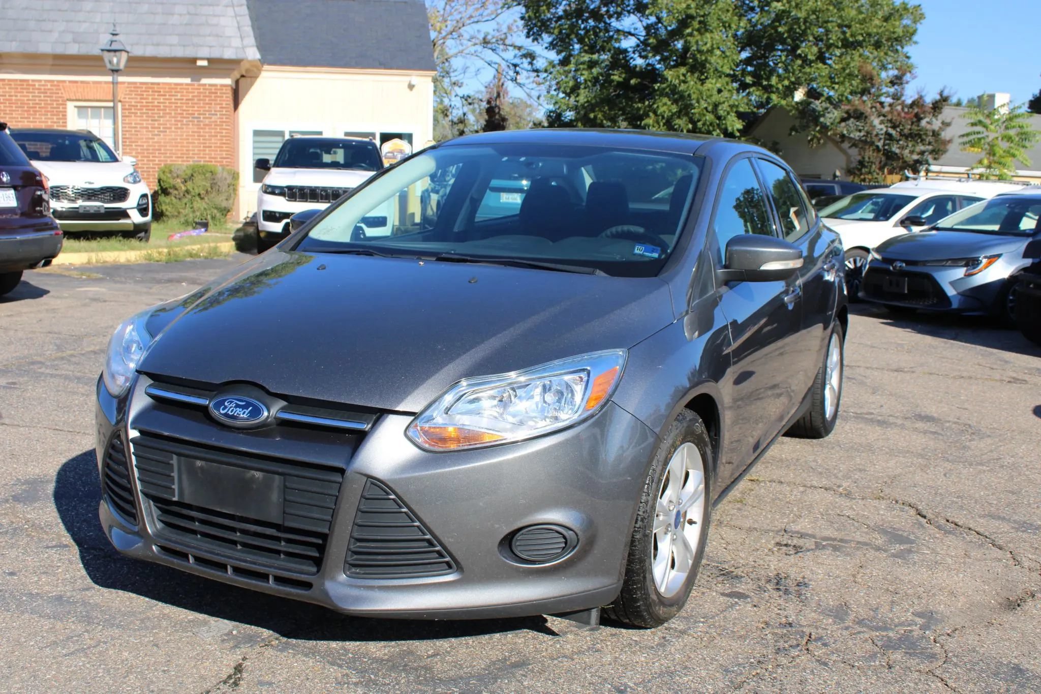 Used 2013 Ford Focus SE FWD image 3