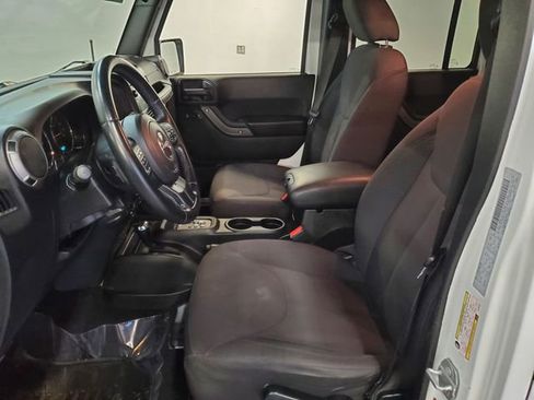 Used 2017 Jeep Wrangler Unlimited Sport w/ Quick Order Package 24S image 10