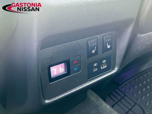 Used 2021 Nissan Rogue Platinum image 35