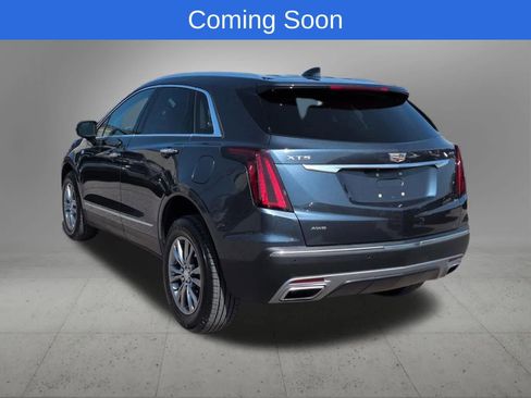 Used 2021 Cadillac XT5 Premium Luxury AWD/4WD image 4