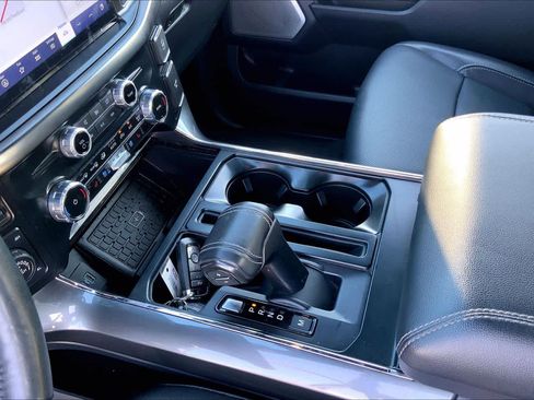 Used 2023 Ford F150 Lariat w/ Equipment Group 502A High image 16