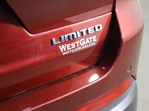 Used 2022 Jeep Grand Cherokee L Limited image 45