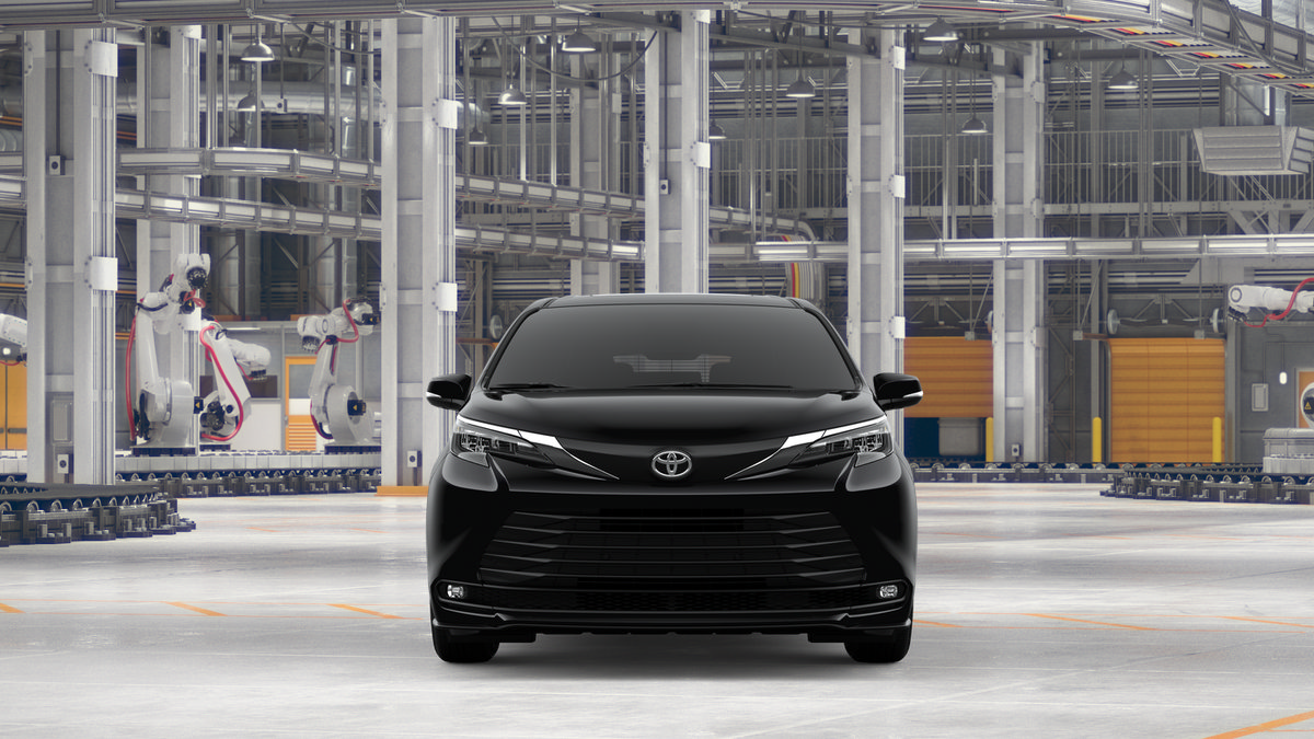 New 2026 Toyota Sienna XLE FWD image 17