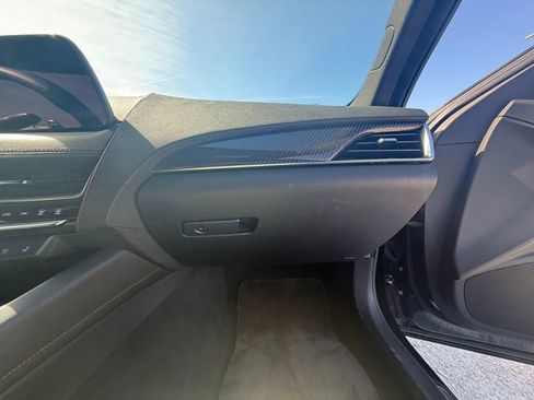 Certified 2025 Cadillac CT5 V w/ LPO, ONYX Package image 31