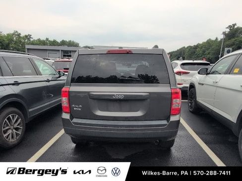 Used 2016 Jeep Patriot Sport w/ Power Value Group AWD/4WD image 13