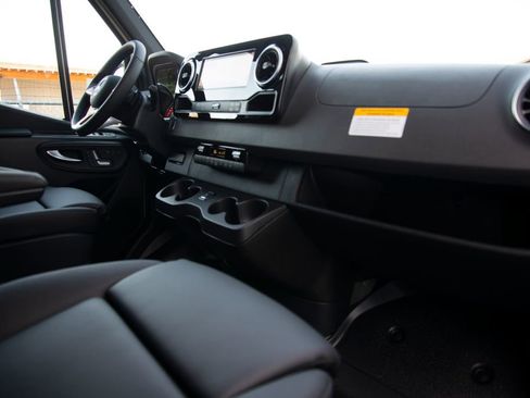 New 2026 Mercedes-Benz Sprinter 2500 image 13