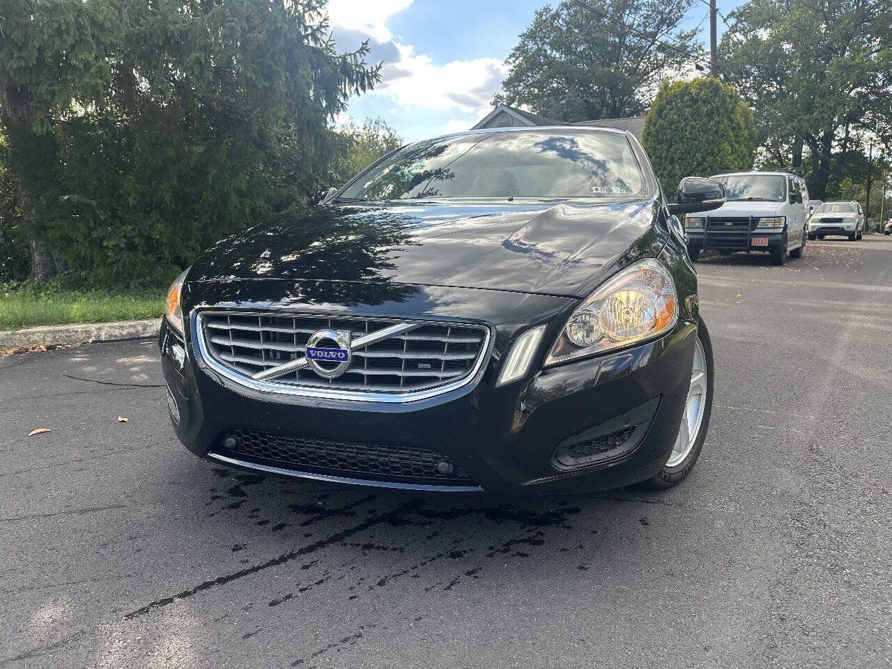 Used 2012 Volvo S60 T5 FWD image 2