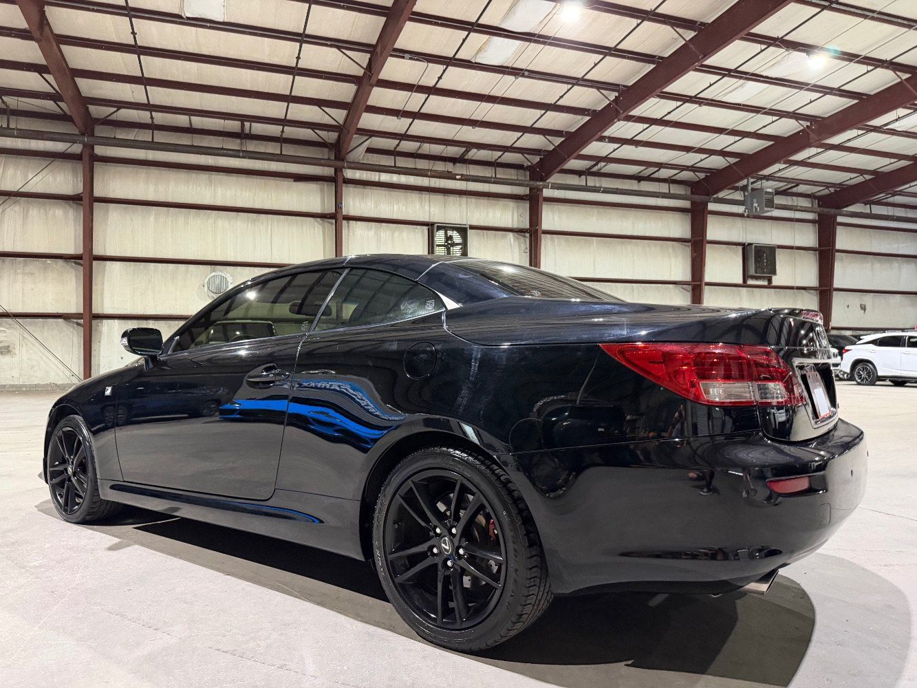 Used 2013 Lexus IS 250C RWD image 17