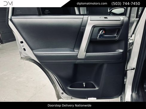Used 2023 Toyota 4Runner Limited AWD/4WD image 26