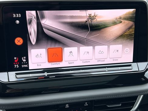 New 2026 Volkswagen Atlas Peak Edition AWD/4WD image 30