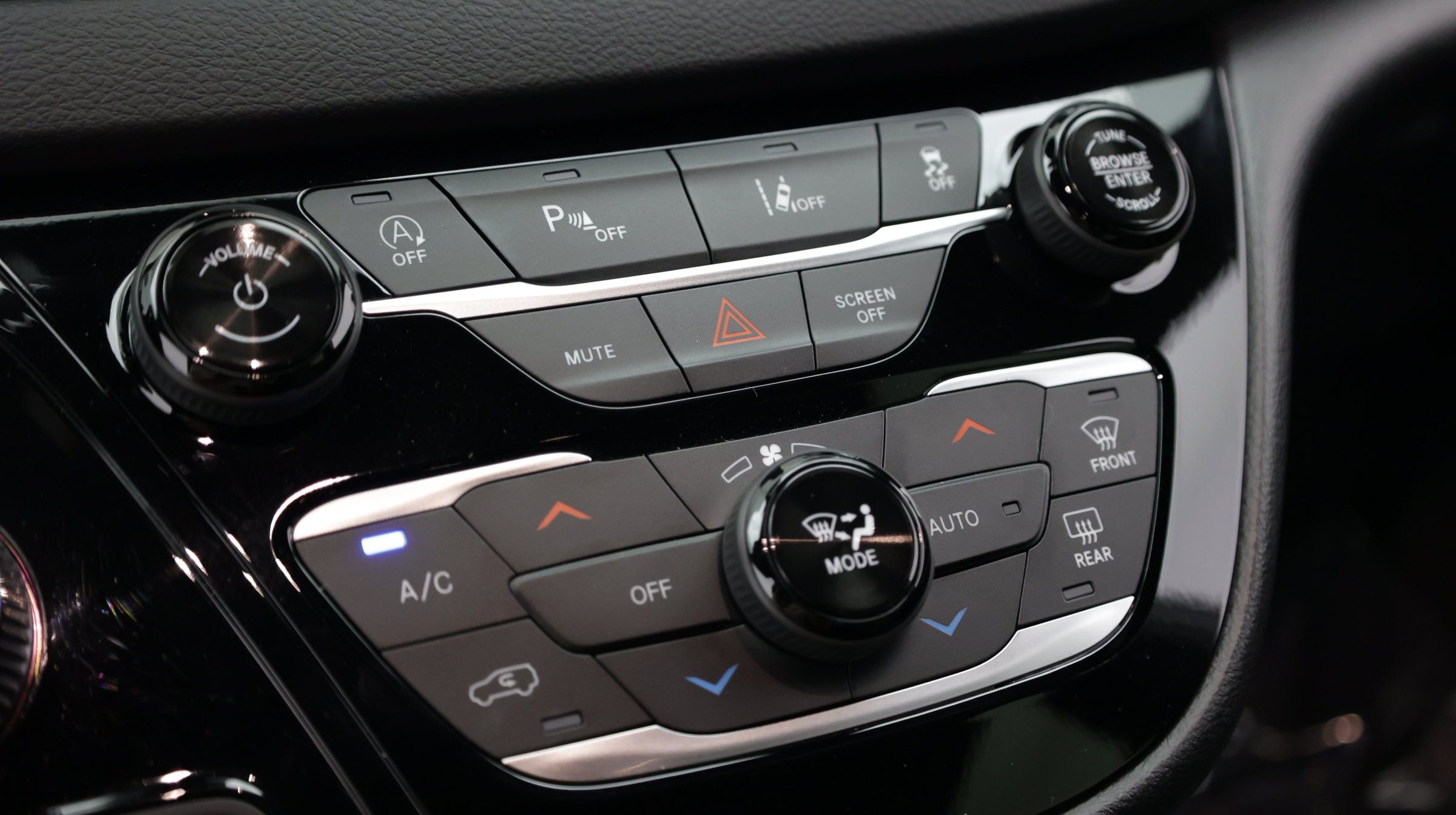 Used 2026 Chrysler Pacifica Select FWD image 19