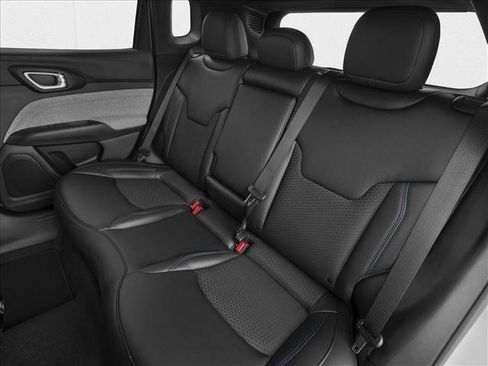 New 2026 Jeep Compass Latitude AWD/4WD image 8