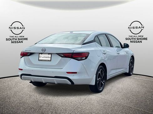 Used 2025 Nissan Sentra SV w/ Trunk Package FWD image 5