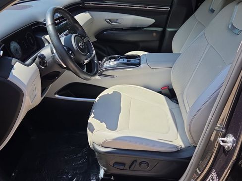 Used 2023 Hyundai Tucson Limited image 11