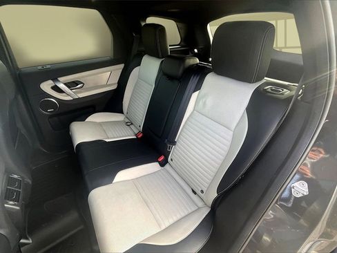 Used 2023 Land Rover Discovery Sport SE R-Dynamic image 27