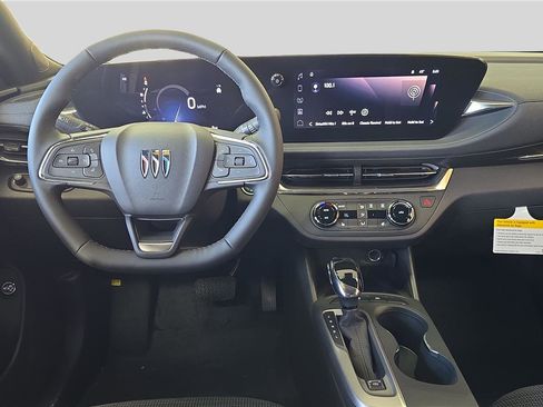New 2026 Buick Envista Preferred image 9
