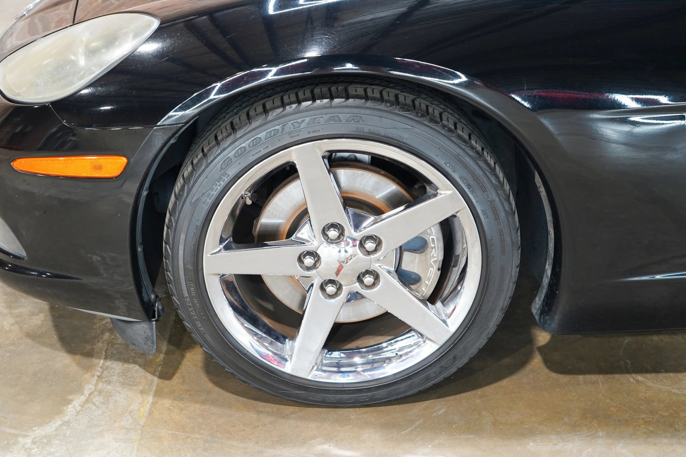 Used 2007 Chevrolet Corvette Coupe w/ Preferred Equipment Group RWD image 54