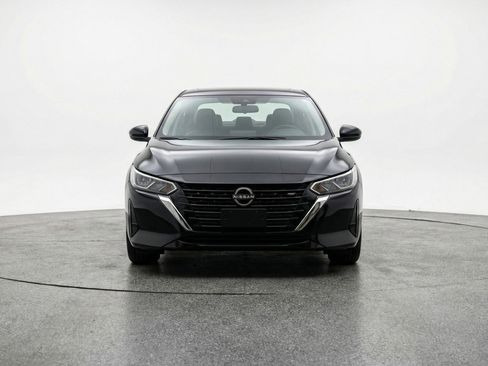 Used 2025 Nissan Sentra SV FWD image 2