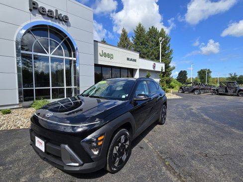 Used 2024 Hyundai Kona SEL image 1