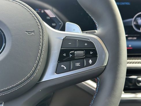 New 2026 BMW X5 M60i image 32