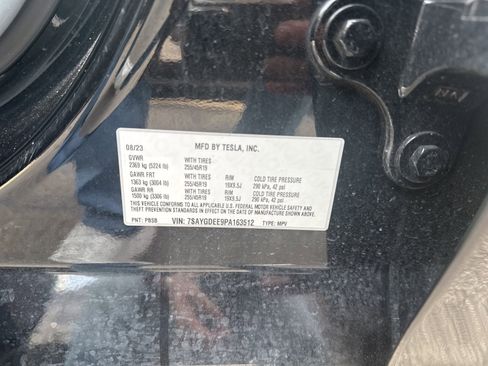 Used 2023 Tesla Model Y Long Range image 6