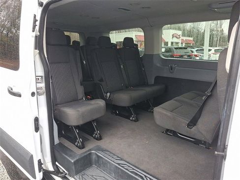 Used 2015 Ford Transit 150 XLT image 10