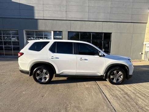 Used 2023 Honda Pilot EX-L image 24