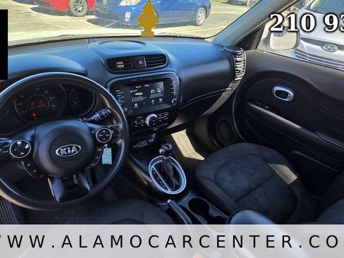 Used 2018 Kia Soul + FWD image 30