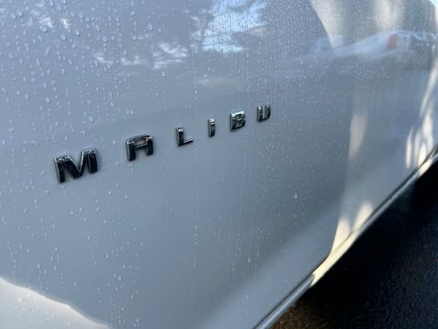 Used 2024 Chevrolet Malibu LT FWD image 31
