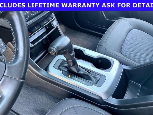 Used 2019 Chevrolet Colorado LT w/ LT Convenience Package RWD image 14