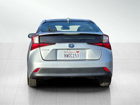 Used 2021 Toyota Prius XLE w/ Premium Convenience Package image 5