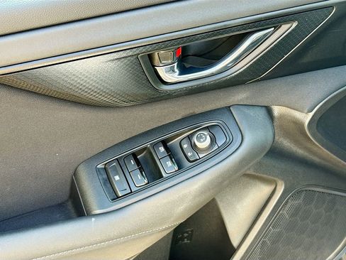 Used 2023 Subaru Outback Premium image 16