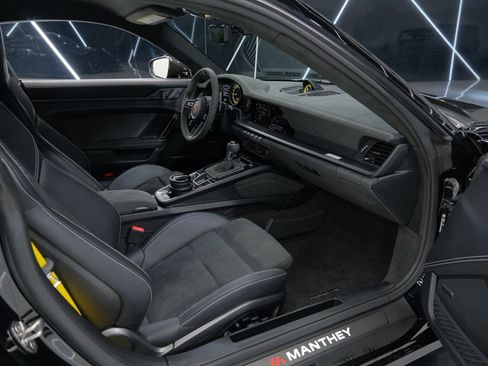Used 2025 Porsche 911 GT3 RS RWD image 34
