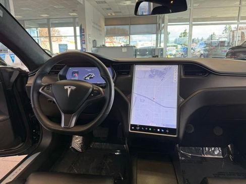 Used 2018 Tesla Model S 100D image 24