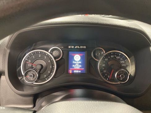 Used 2022 RAM 2500 Big Horn image 11