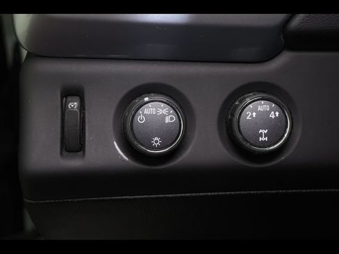 Used 2015 Chevrolet Tahoe LT AWD/4WD image 27