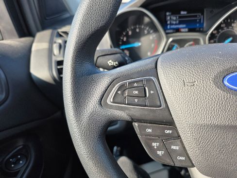 Certified 2019 Ford Escape SE image 15