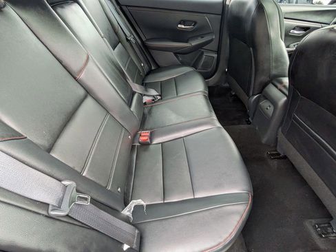 Used 2024 Nissan Sentra SR w/ SR Premium Package FWD image 23