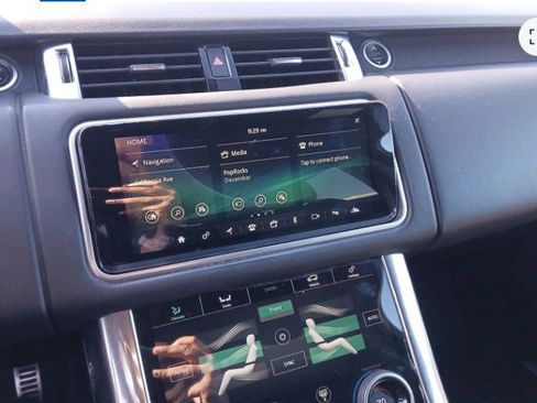 Used 2019 Land Rover Range Rover Sport HST image 8